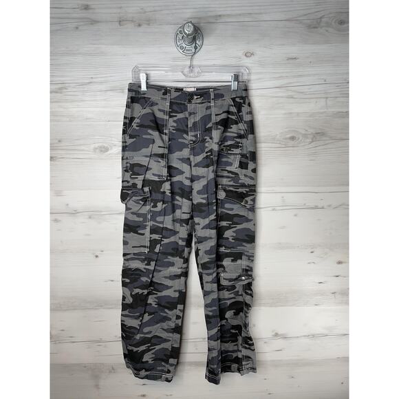 If It Were Me Cargo Pants Womens Small Gray Camo Utility Pockets Elastic Waist - Picture 1 of 11